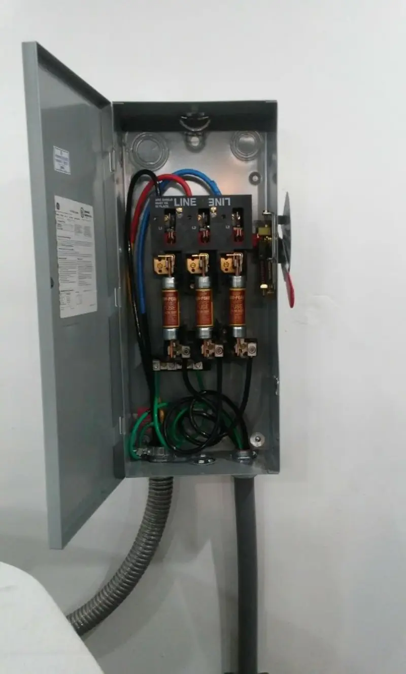 Three-phase disconnect switch installed for Smoke Detector Installation in Colts Neck